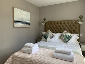 1 bedroom, desk, iron/ironing board, travel cot