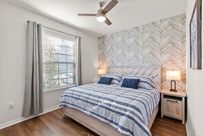 5 bedrooms, desk, iron/ironing board, travel cot