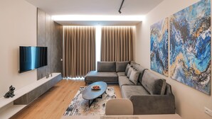 Luxury Residence 31, One Bedroom Superior Apartment, Side Sea View | WiFi (無料)