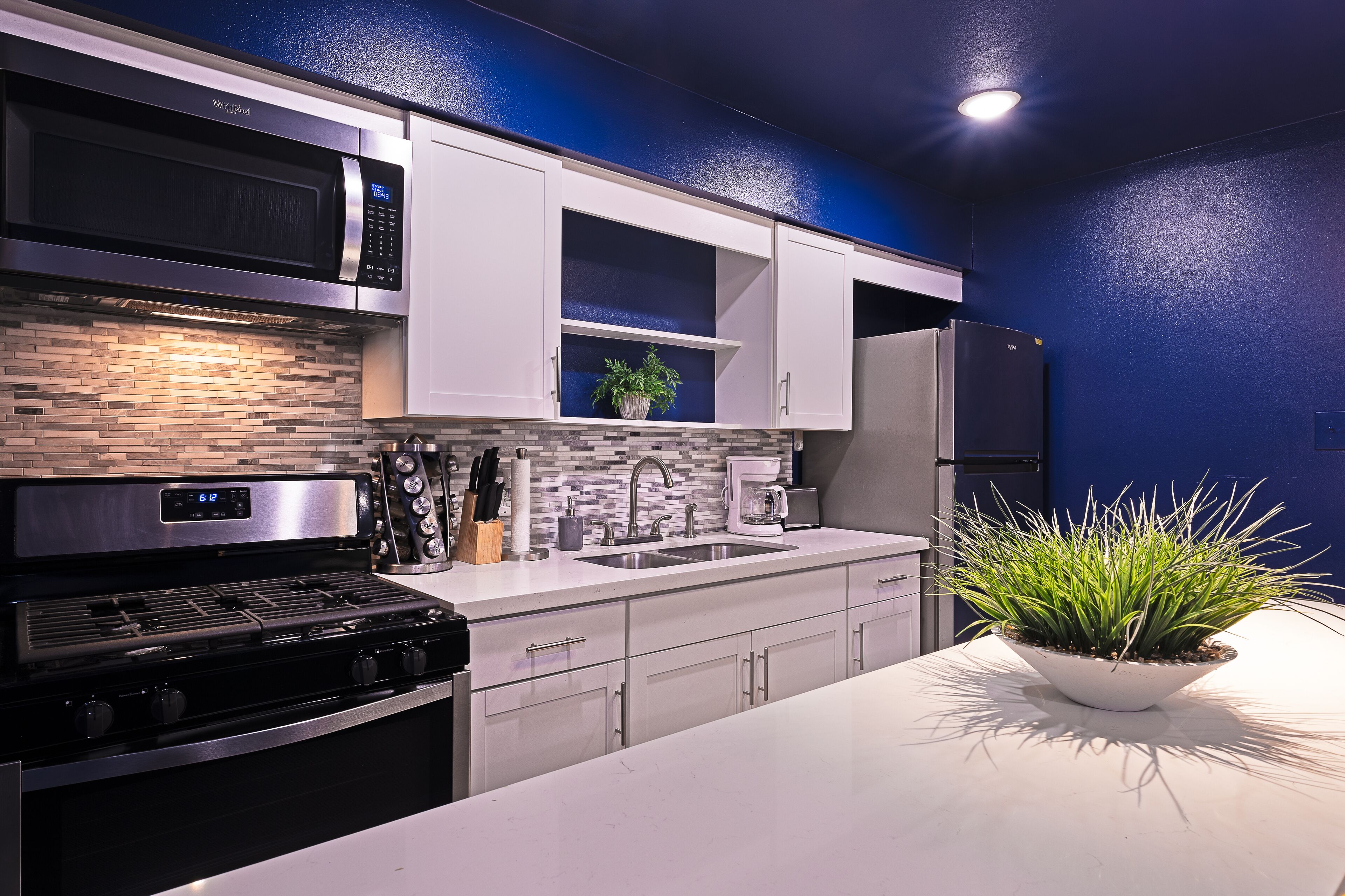 Your Montrose Studios! Sleeps 52\/26BR\/26BA\/26PA