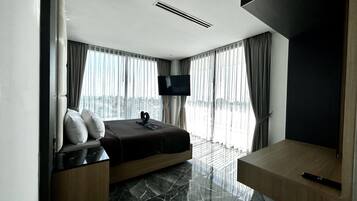 1 bedroom, Egyptian cotton sheets, premium bedding, memory-foam beds