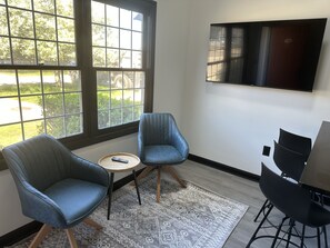 Smart TV - Harborside Suites (South Yarmouth)