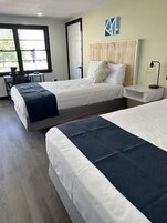 Habitación doble, accesible en silla de ruedas | Escritorio, espacio para trabajar con un portátil, wifi gratis