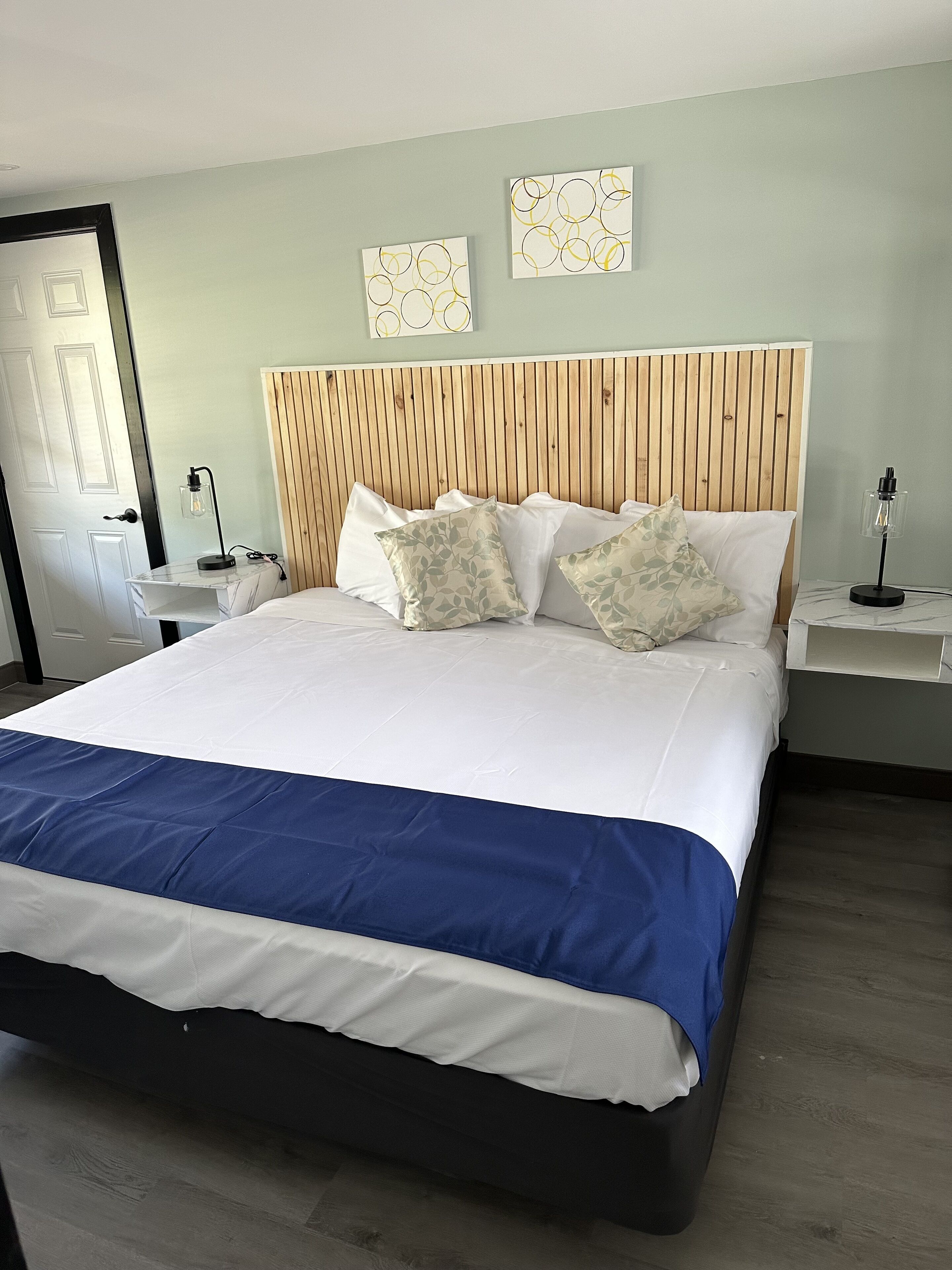 Individually decorated, individually furnished, desk, laptop workspace