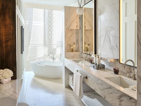 The Lana Dorchester Collection - Image 60