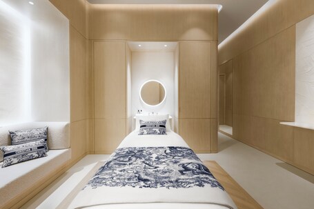 The Lana Dorchester Collection - Image 244
