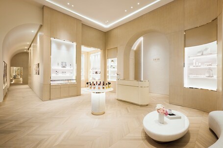 The Lana Dorchester Collection - Image 18