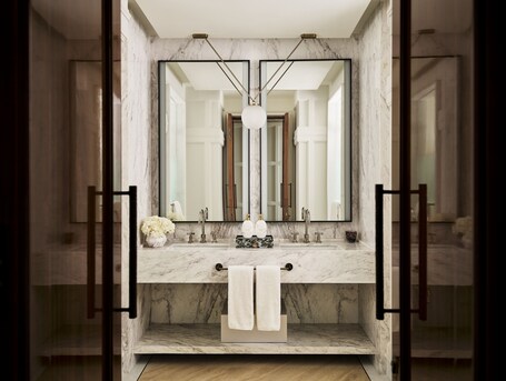The Lana Dorchester Collection - Image 207
