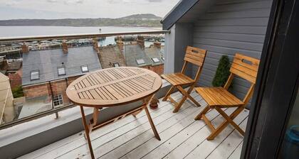 Host & Stay | The Hideaway