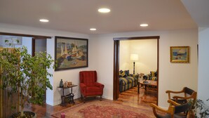 Reception - Hostal Los Araucanos (Santiago)