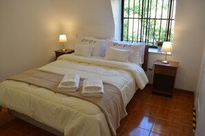 Double Room | Free WiFi - Hostal Los Araucanos (Santiago)