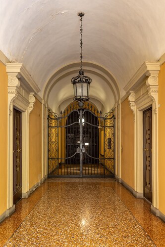 Strada Maggiore Apts by Wonderful Italy
