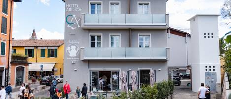 Façana frontal de l'allotjament