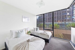 2 bedrooms, iron/ironing board, WiFi, bed sheets