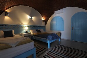 Iron/ironing board, bed sheets - Noprea Boutique Hotel (Aswan)