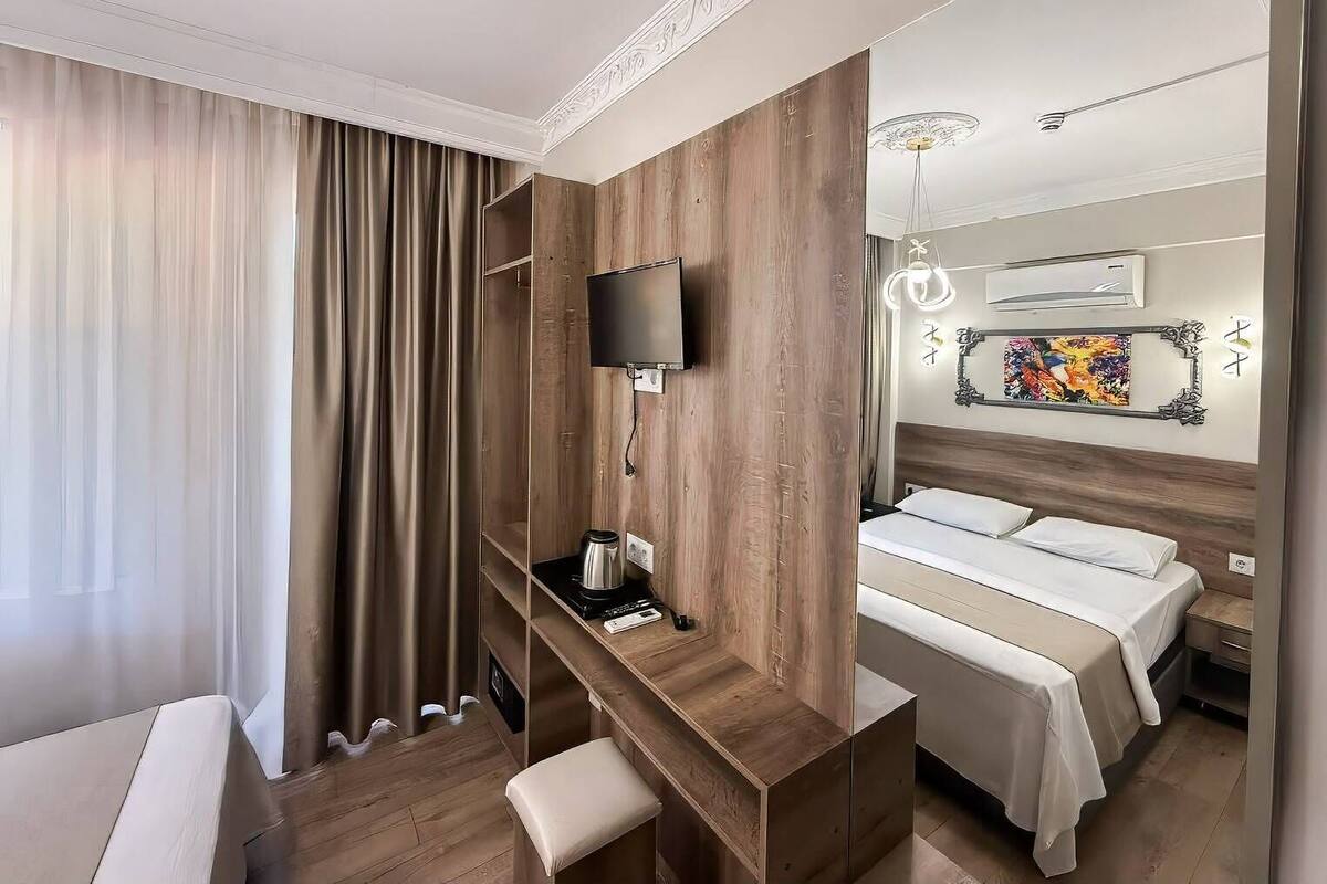 Premium bedding, minibar, in-room safe, free WiFi