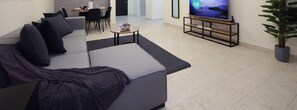 Living area - Cozy 1BR Apartment in Reem Island (Abu Dhabi)