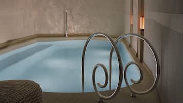 Piscina coperta