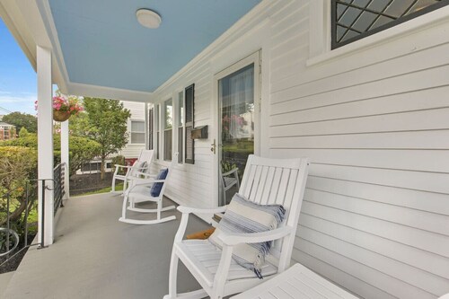 Charming New England Home in West Hartford Center