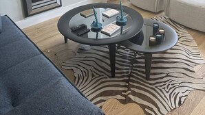 Uklassifisert bilde, 4 av 28, knapp