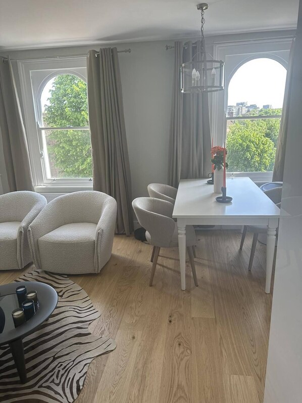 Deluxe appartement | Woonruimte