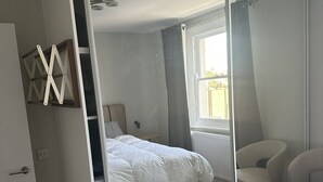 Uklassifisert bilde, 3 av 28, knapp