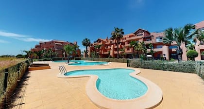 Spacious ground floor apartment - EO2402MM