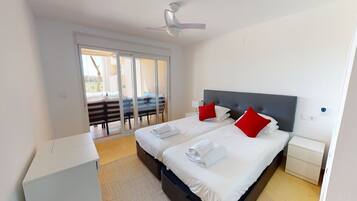 2 dormitorios, tabla de planchar con plancha, wifi y ropa de cama