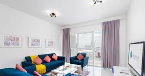 Living area - Stylish 1 Bedroom in Marina Blue (Abu Dhabi)