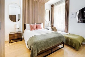 1 bedroom, iron/ironing board, free WiFi, bed sheets