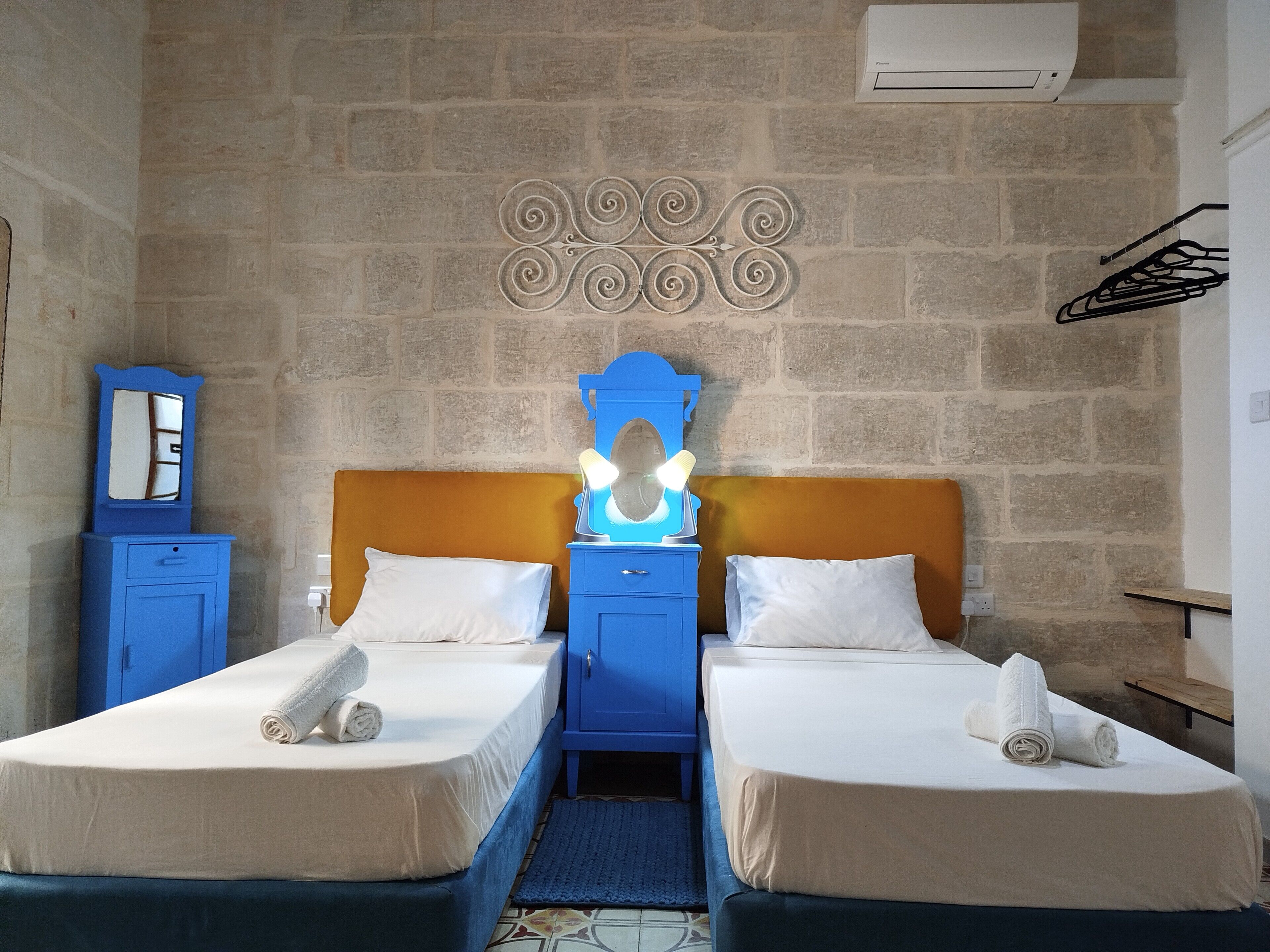 Photo - Limestone Sun Suites