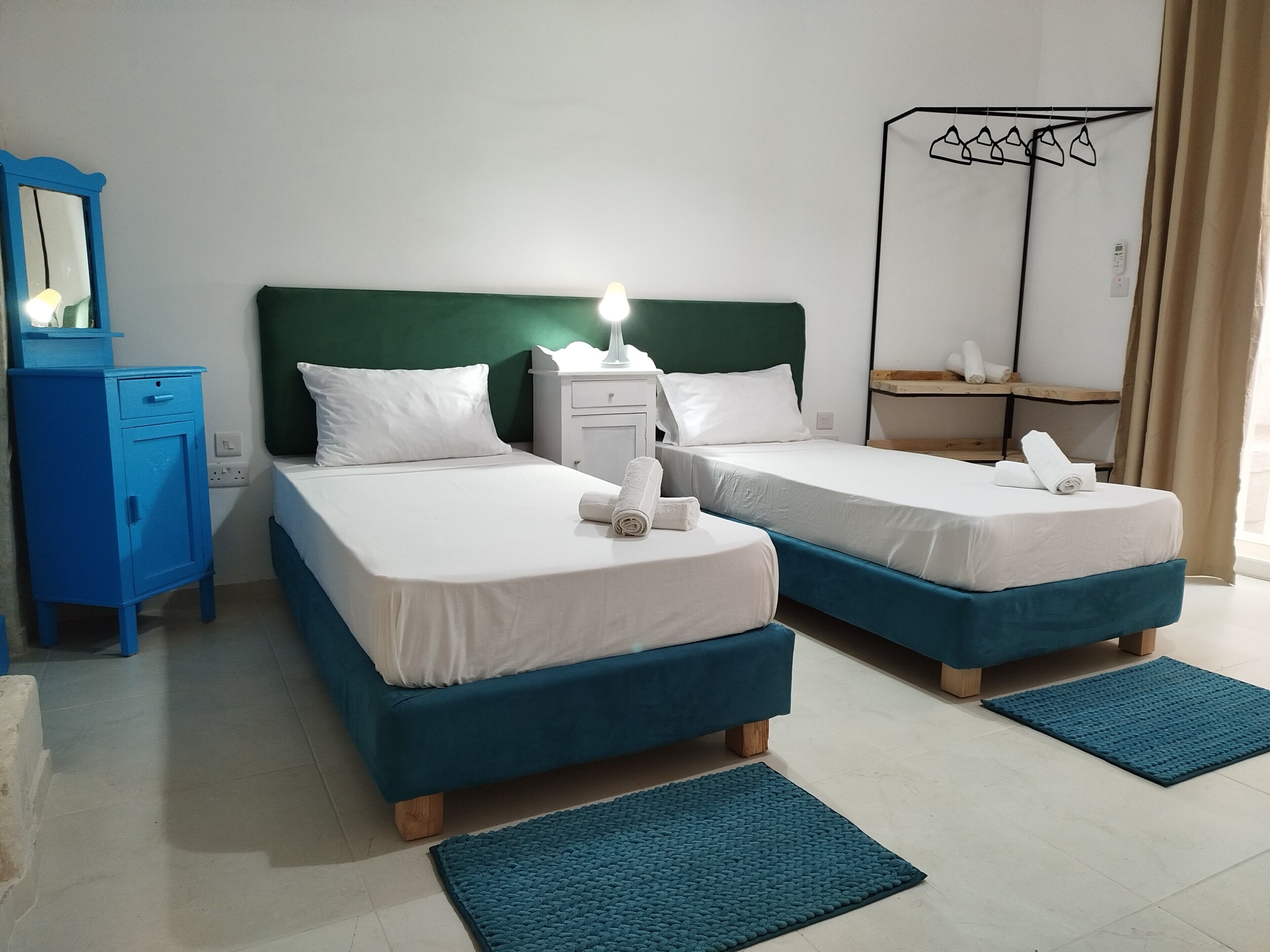 Photo - Limestone Sun Suites