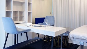 Unclassified image, 3 of 21, button - New Arabian Bayz Studio (Dubai)