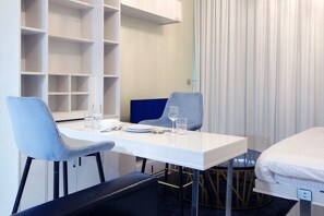 Dining - New Arabian Bayz Studio (Dubai)