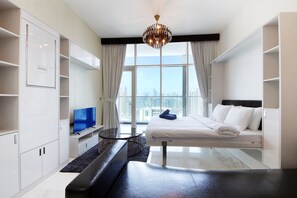 Iron/ironing board, free WiFi, bed sheets - New Arabian Bayz Studio (Dubai)