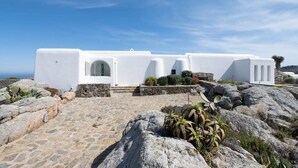 Unclassified image, 3 of 40, button - 360 Sunset Villa with Private Pool (Mikonos)