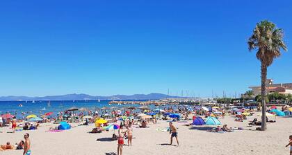 Apto con vistas a la bahía, Schwimmbad, WLAN, Park