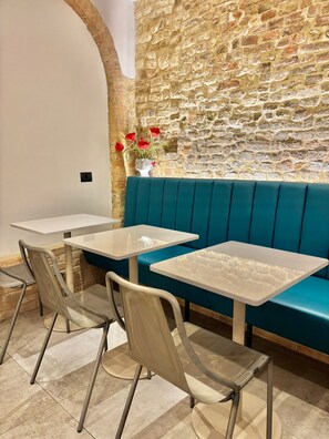 Breakfast area - Torre del Fuggisole (Siena)