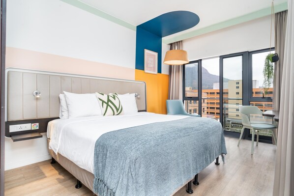 Superior Room | In-room safe, desk, laptop workspace, iron/ironing board