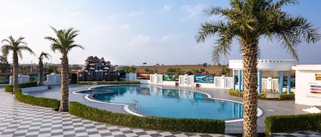 Piscina externa