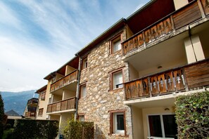 Exterior - Balnearia - Appt avec piscine partagée (Bagnères-de-Luchon)