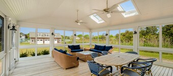 Well-appointed home near the ocean & beach with patio, streaming, fireplace, AC