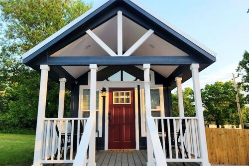 Tiny Getaway at Ten Killer