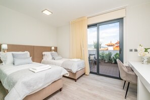 5 bedrooms, iron/ironing board, travel cot, free WiFi