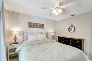 2 habitaciones, tabla de planchar con plancha, internet y ropa de cama 