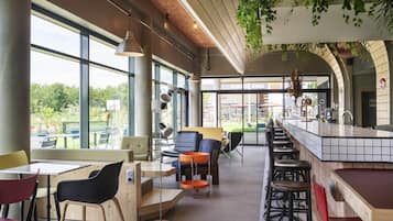 Baari (majoituspaikassa)