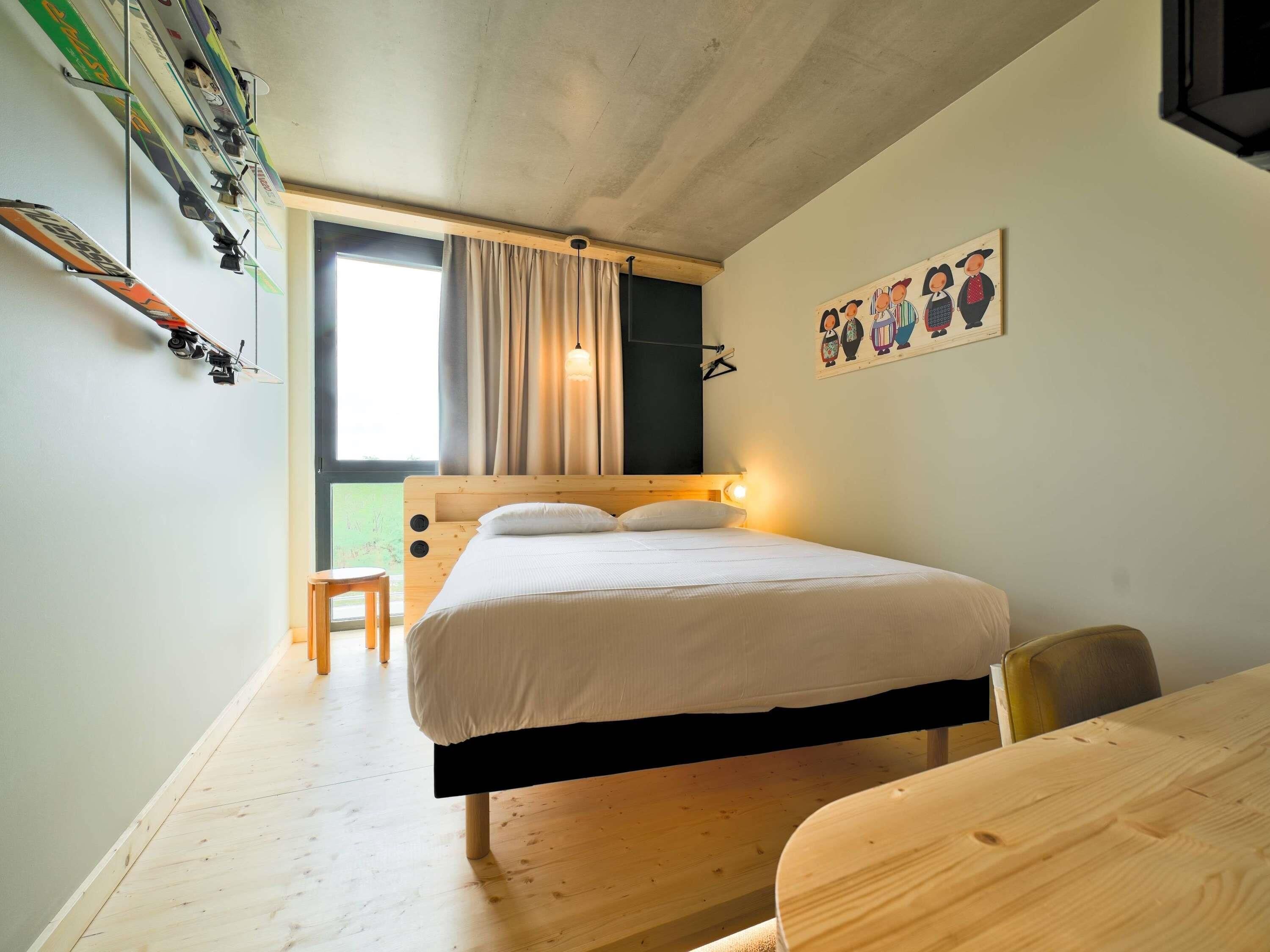 Room, 1 Double Bed (Pop) | Desk, laptop workspace, blackout drapes, soundproofing