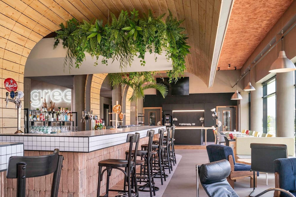 Greet Hotel Cernay Mulhouse