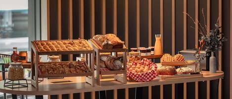 Frukostbuffé varje dag mot avgift