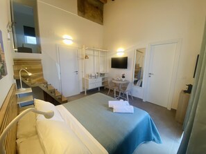 Phòng 4 Superior | Két bảo mật tại phòng, bàn, truy cập Internet không dây miễn phí